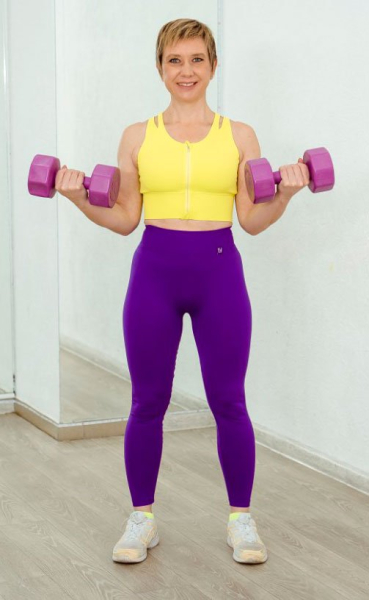 Эффективные домашние тренировки для занятых: топ-9 упражнений Светлана Звонарева, тренер-универсал, преподаватель по фитнесу с квалификацией «женский тренинг», детский фитнес, реабилитация при заболеваниях позвоночника